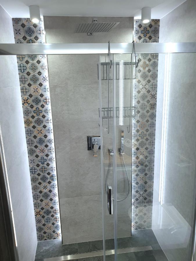 Private Apartment, Aircondition, Hd Tv Pl & De, Wifi, Garage, Fully Equipped, Near Beach Kolobrzeg Dış mekan fotoğraf